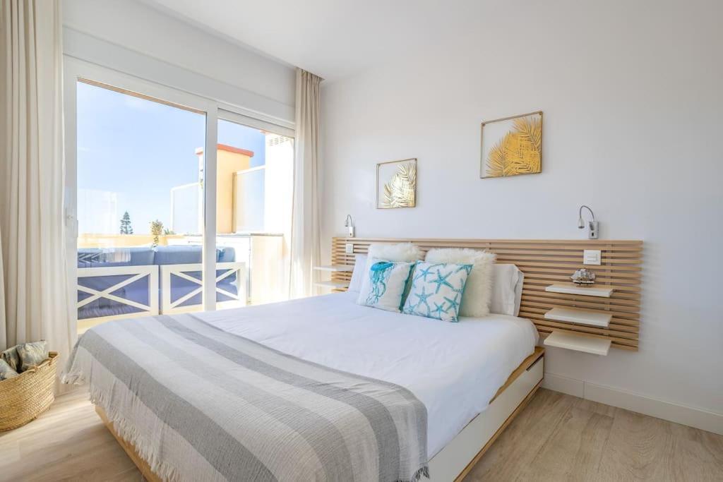Oleholidays 535 Romana Playa Con Vistas Al Mar Марбеля Екстериор снимка